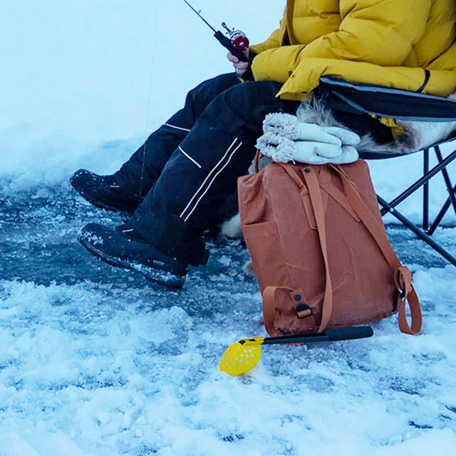 SF Ice Fishing Scooper Skimmer Scoop with EVA Non-Slip Straight Handle for Scooping Out Ice Fishing Tackle Accessories